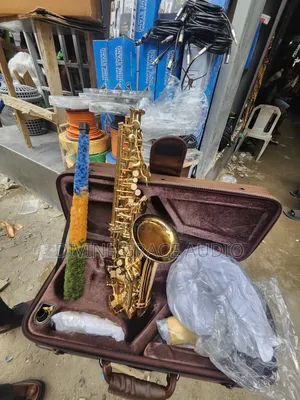 Armstrong Saxophone