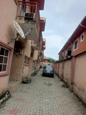 3bdrm Duplex in Oluyole Main Estate for rent