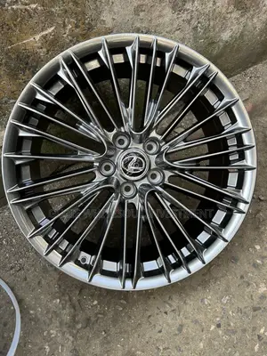 Lexus and Toyota Size 19