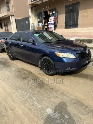 Toyota Camry LE 4dr Sedan (2.5L 4cyl 6AM) 2010 Blue