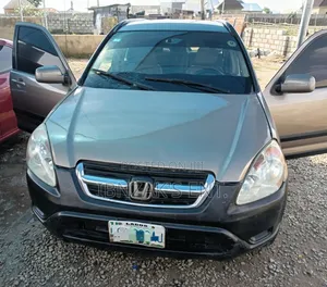 Honda CR-V 2004 Gold
