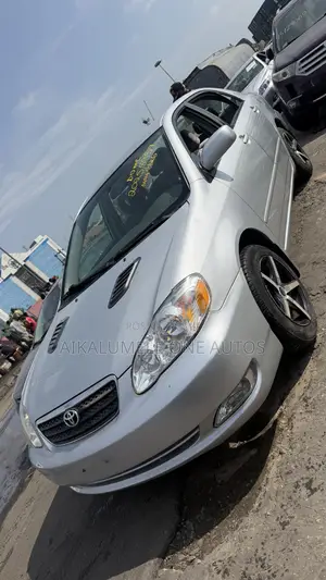 Toyota Corolla LE 2005 Silver