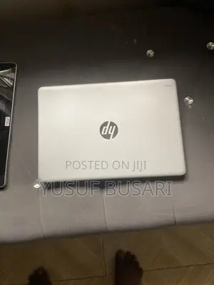 Laptop HP 14-dq2031tg 4GB Intel Core i3 SSD 256GB