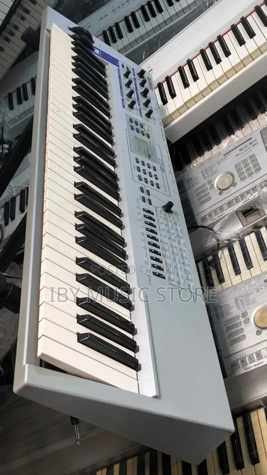 Yamaha CS2x