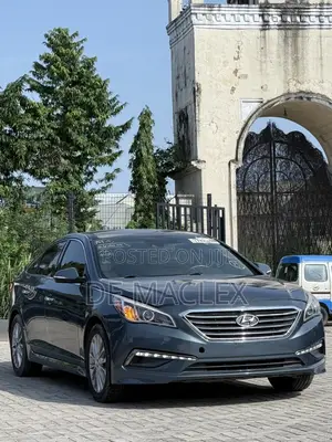 Hyundai Sonata Limited 4dr Sedan (2.4L 4cyl 6A) 2015 Blue