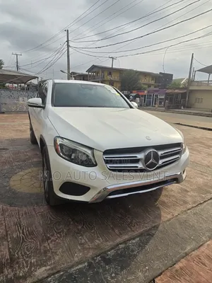 Mercedes-Benz GLC-Class 2017 White