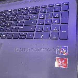 Laptop HP 255 G8 8GB AMD Ryzen 5 SSD 256GB