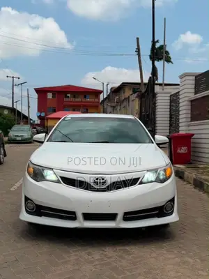 Toyota Camry 2014 White