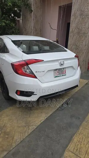 Honda Civic LX 4dr Sedan (2.0L 4cyl) 2017 White
