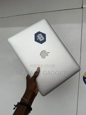 Laptop Apple MacBook 2014 8GB Intel Core i5 SSD 128GB