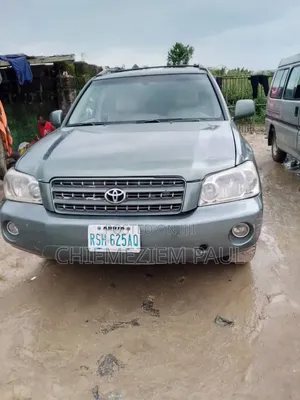 Toyota Highlander 2005 Gray