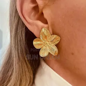 Gold Flower Stud Ladies Earrings Gifts