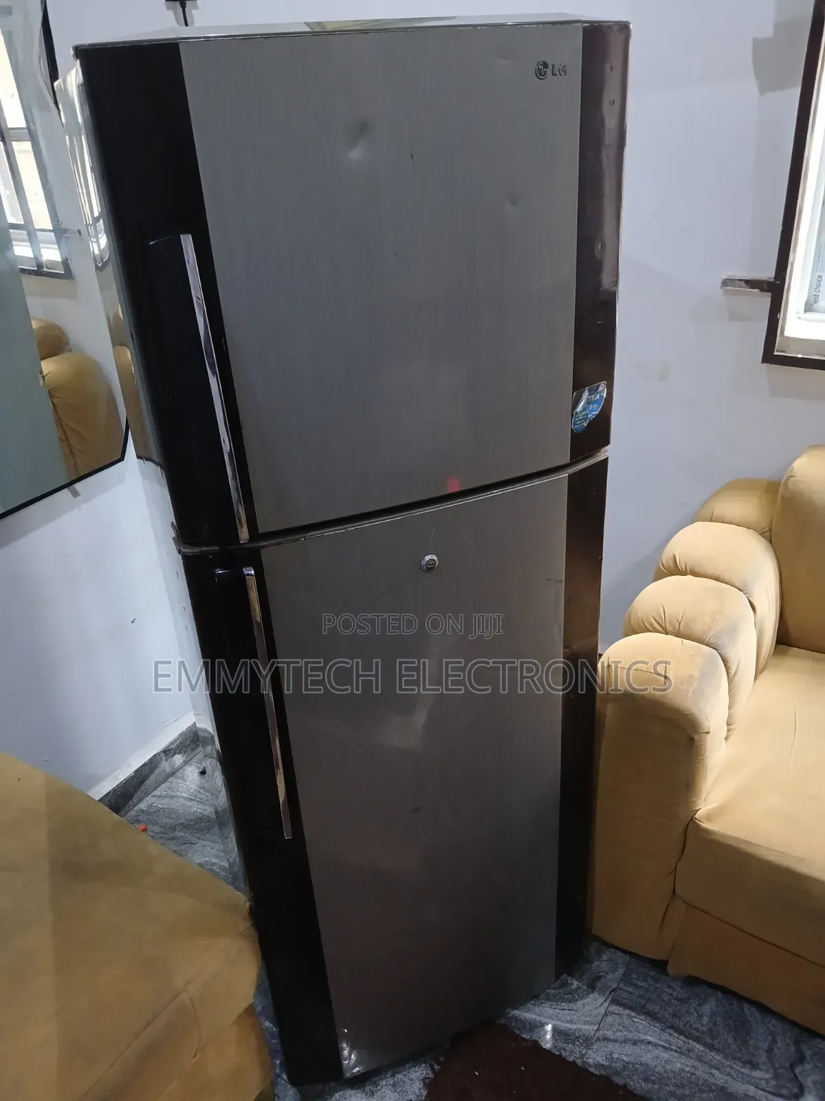 LG Refrigerator 230Ltrs