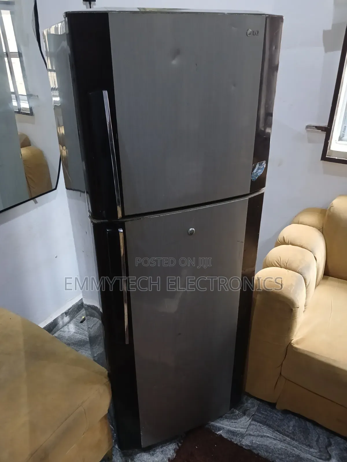 LG Refrigerator 230Ltrs