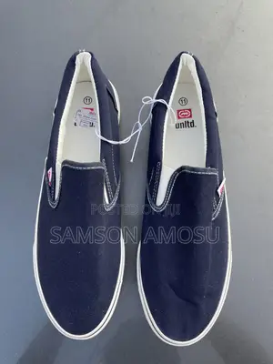 Ecko Unltd Classic Slip-on Sneakers – Men’s US 11 (Fits EU 46)