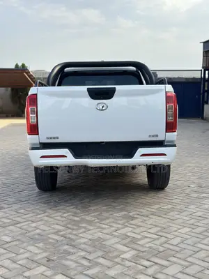 Great Wall Pao 2.0 Petrol AWD 2022 White