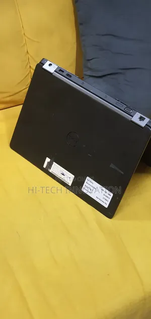 Laptop Dell Latitude 14 E5470 8GB Intel Core i5 SSD 256GB