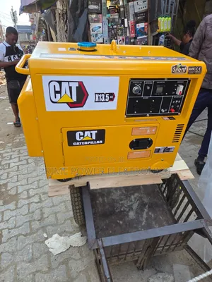 Fuel-Efficient 13.5kVA CAT Diesel Generator