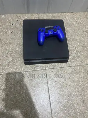PlayStation 4 Slim #160,000