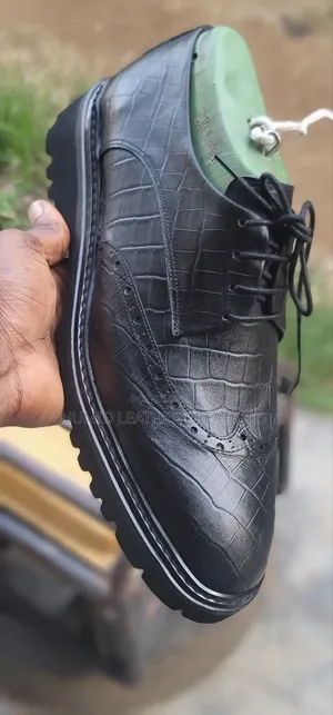 Leather Shoe