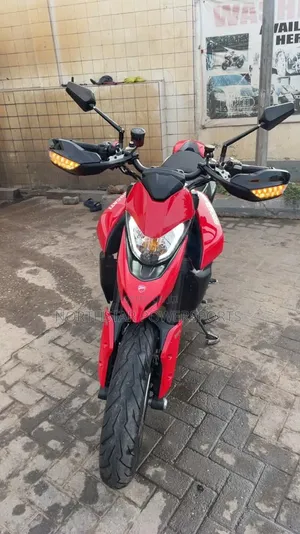 Ducati Hypermotard 950 RVE 2024 Red
