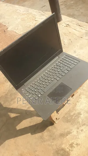 Laptop Lenovo V130-15IKB 4GB Intel Celeron HDD 500GB