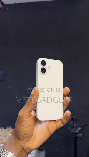 Apple iPhone 16 128 GB White