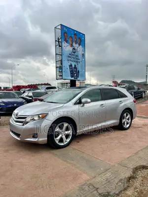 Toyota Venza 2010 Silver