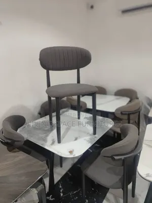 Dining Table With 4 Solid Chairs