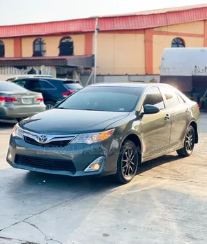Toyota Camry 2012 Gray