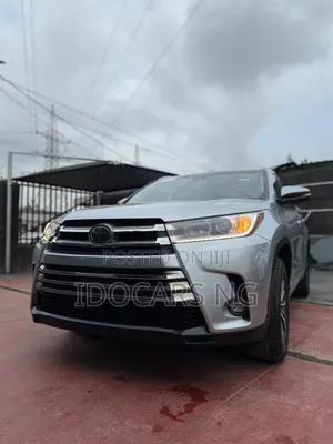 Toyota Highlander XLE 2019 Silver