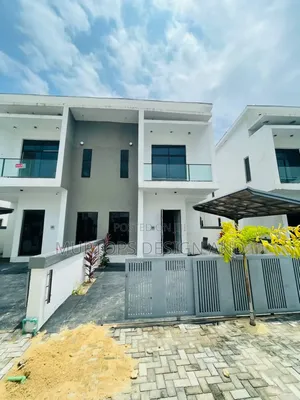 4bdrm Duplex in Lekki Phase 2 for rent