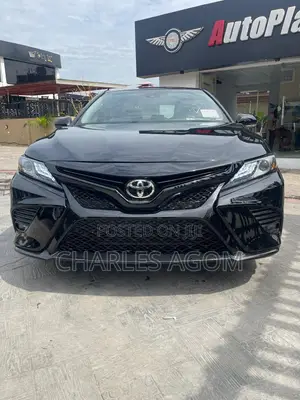 Toyota Camry XSE FWD (2.5L 4cyl 8AM) 2018 Black