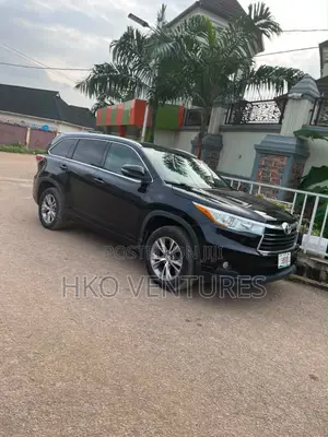 Toyota Highlander XLE 4dr SUV (3.5L 6cyl 6A) 2015 Black