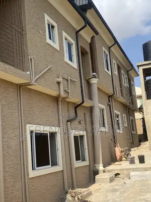 Gravitex Paint