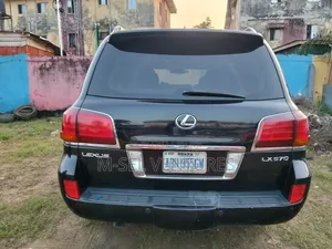Lexus LX 570 2011 Black