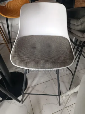 Imported Fiber Tape Padded Bar Stool Chair With Black Metal Leg