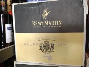 Remy Martin Cognac Fine Champagne by 12