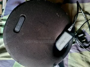 Onyx Studio 6 Harman Kardon