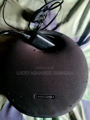 Onyx Studio 6 Harman Kardon