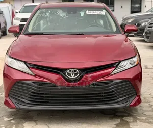 Toyota Camry 2021 Red