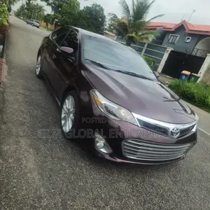 Toyota Avalon XLE 4dr Sedan (3.5L 6cyl 6A) 2014 Maroon