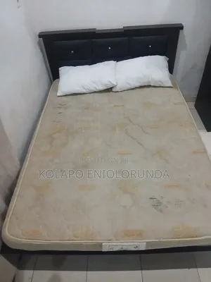 Queen Size Bed Frame With Mattress – Strong Neat