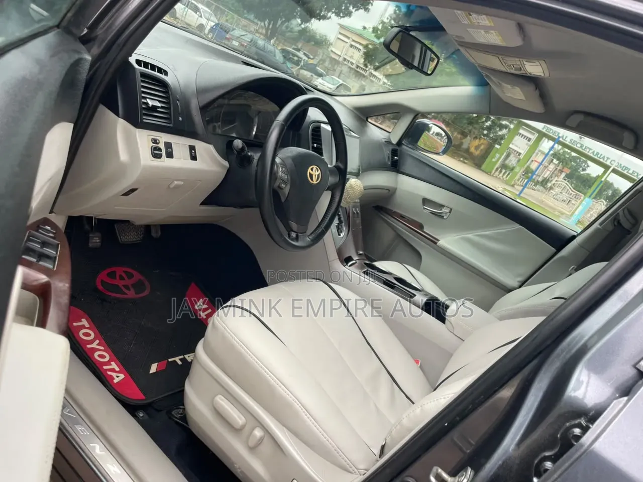 Toyota Venza 2010 Gray