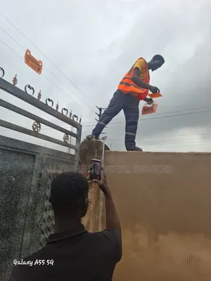 Professional Electric Perimeter Fencing for Homes,estates,farms Church