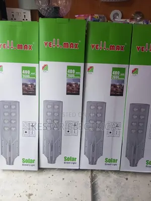 Vellmax Solar Street Light