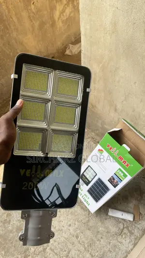 Vellmax Solar Street Light