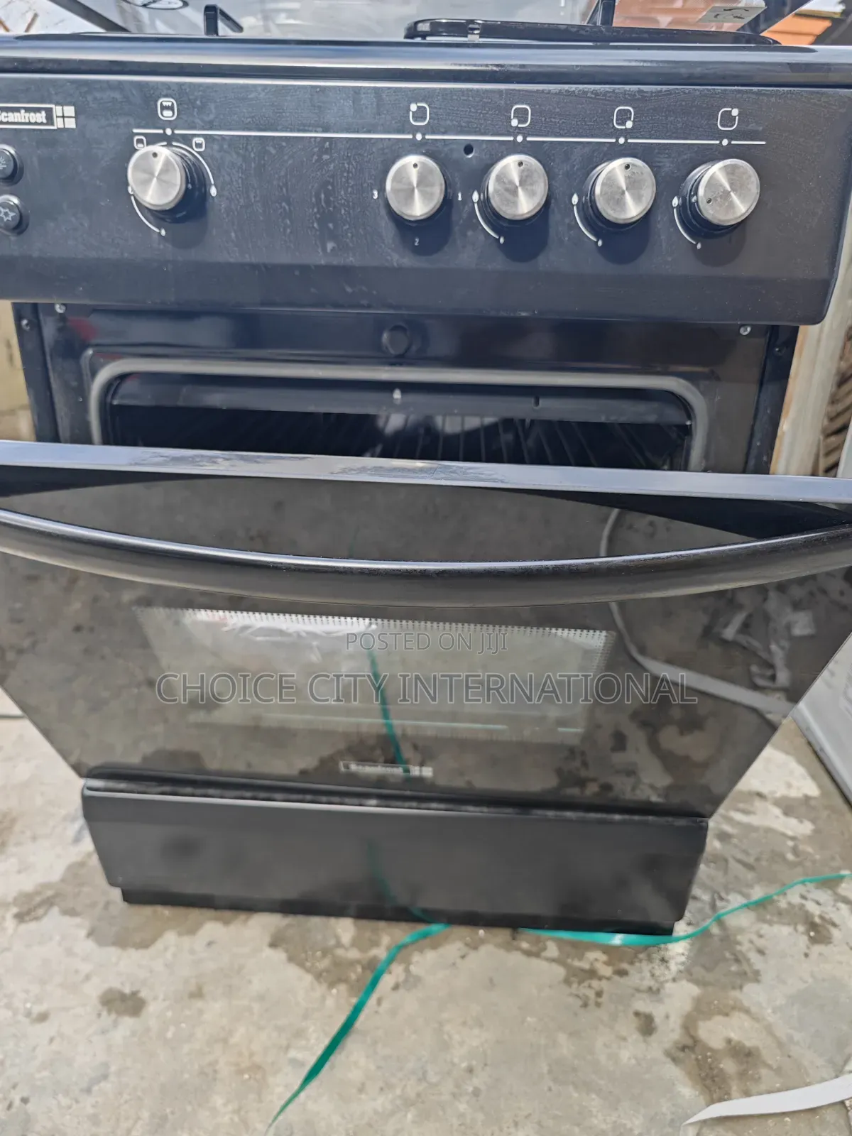Scanfrost Four Burner Standing Cooker