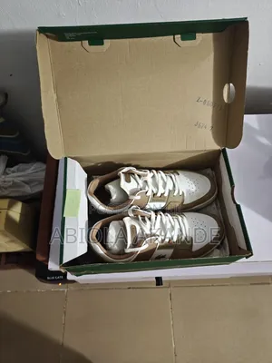 Lacoste Sneakers