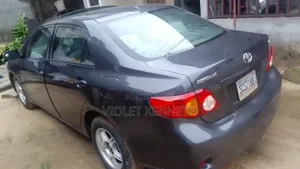 Toyota Corolla 2010 Blue